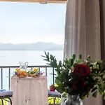 Averto Aparthotel 3*
