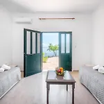 Aparthotel Averto