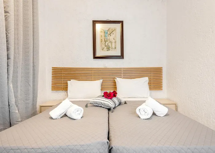 Averto 3* Benitses (Corfu)