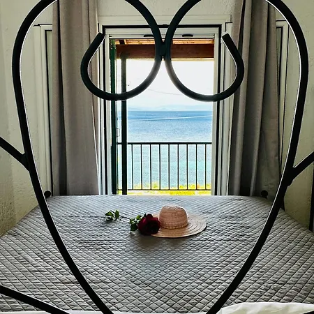 Averto Benitses (Corfu)