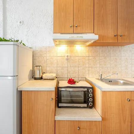 Averto 3* بينيتسيس