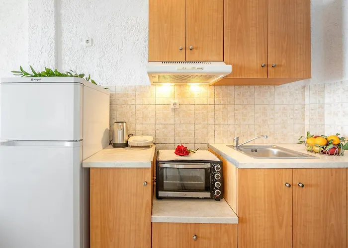 Averto 3* Benitses (Corfu)